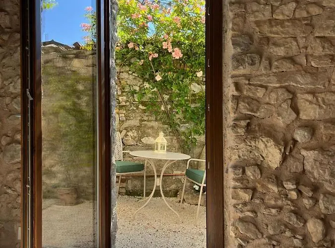 Casa Castello Διαμέρισμα Salò